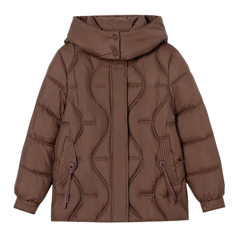 เสื้อแจ็คเก็ตผู้หญิงแบบหนาบุใยฝ้ายสำหรับฤดูหนาวปี 2025 สีพื้น มีฮู้ด อุ่นสบาย สไตล์ลำลอง แบบสั้น