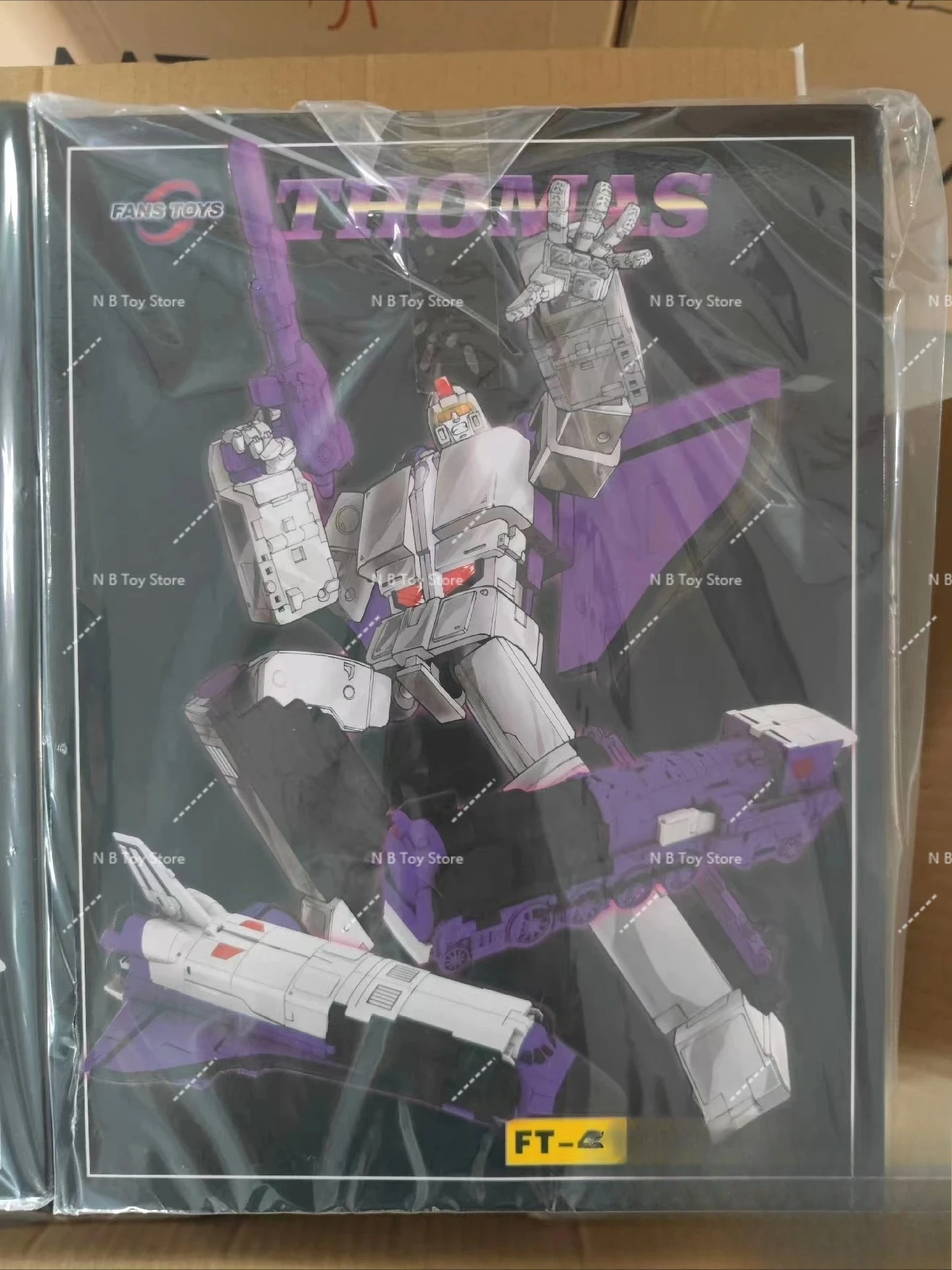 100% ยี่ห้อใหม่ Transformation FansToys FT-44T FT44T US Ver Astrotrain Big Train Action Figure หุ่นยนต์กับกล่อง