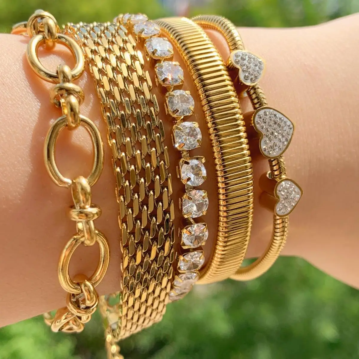 New ins Stainless Steel Exquisite Stacked Bracelet For Women Vintage 18K Gold Mesh Chain Heart Bracelets Fashion Jewelry