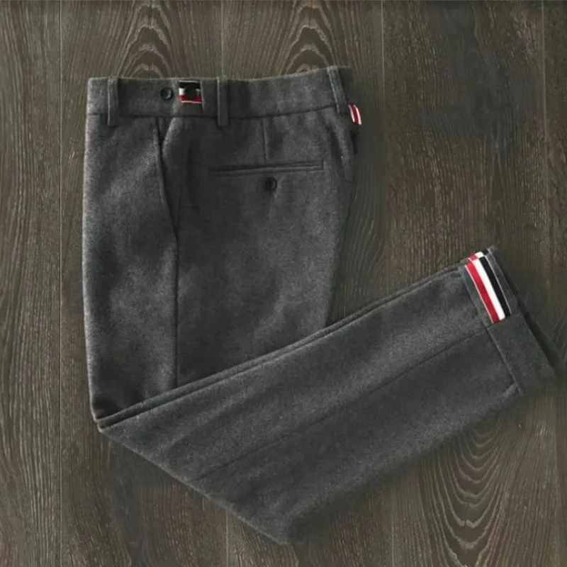 Pantaloni di lana, pantaloni al polpaccio slim fit a gamba dritta da uomo autunno e inverno, pantaloni casual casual e alla moda in tinta unita di alta qualità