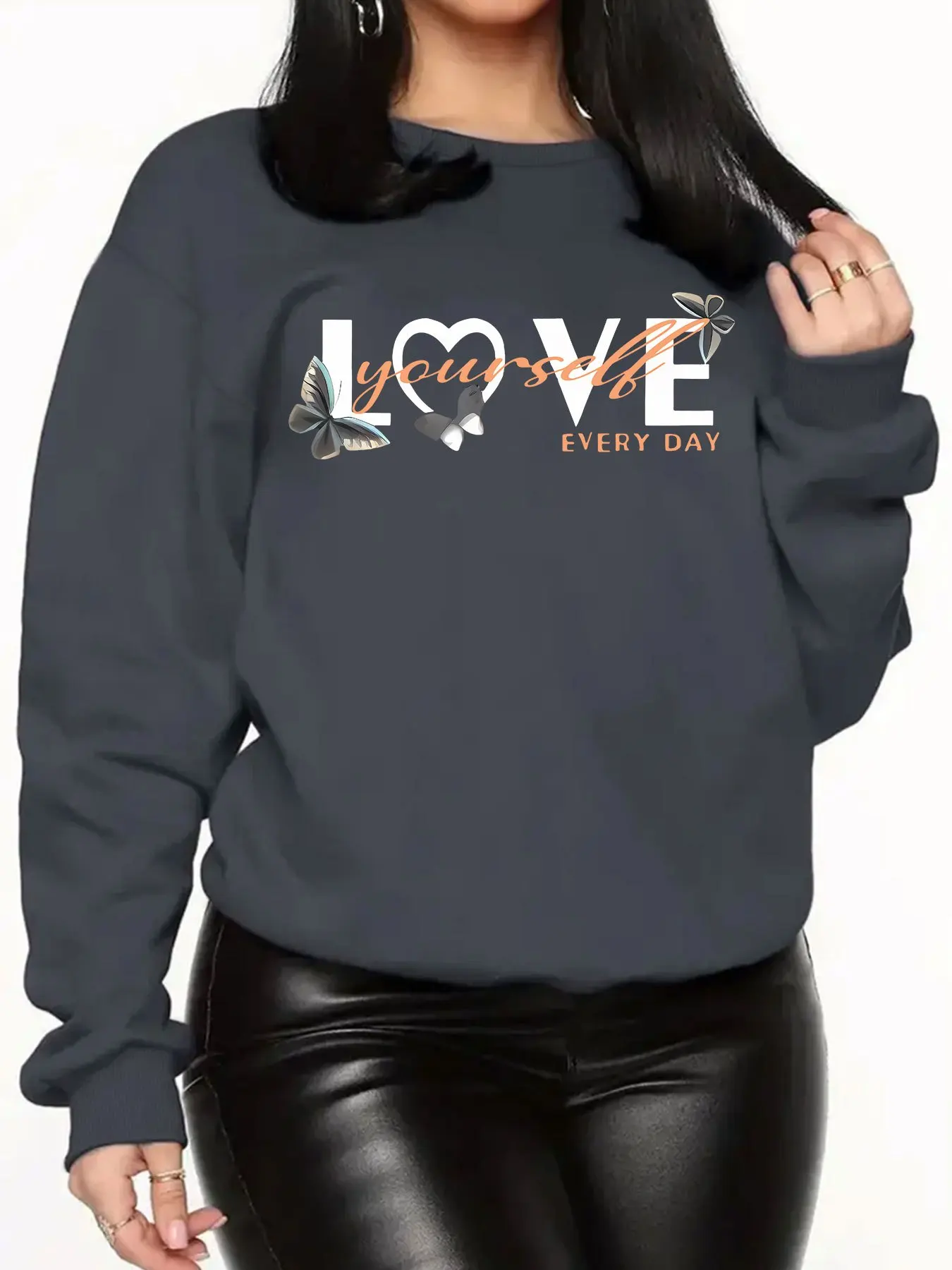 Women's Autumn and Winter Loose Casual Cartoon Zipper Bear Pattern Printed Velvet Long-Sleeved Round Neck Sweatshirt Pullover