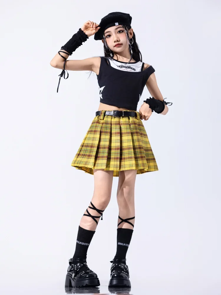

Girls Hip Hop Clothing Star Print Vest Top Yellow Plaid Print Pleated Skirt for Kids Jazz Dance Costume Clothes Set