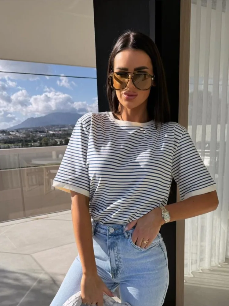 

Summer Women's New Casual Fashion Striped Round Neck Loose Color Blocked Short Sleeve Casual T-shirt