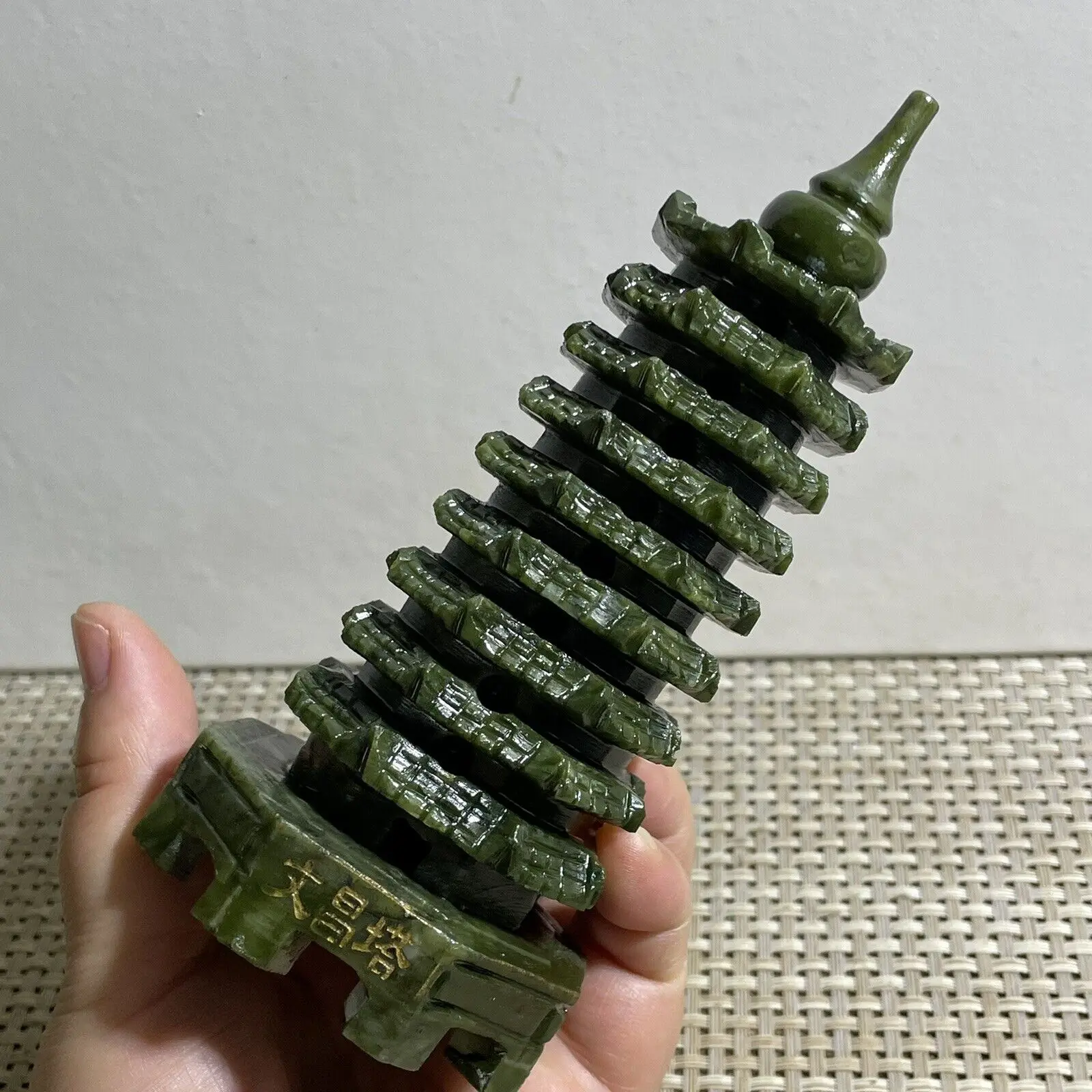 Natural Hsiuyen Jade Ore Hand-Carved Wenchang Tower Crystal Energy Home Office Decoration Gifts Mineral Degaussing Ornaments