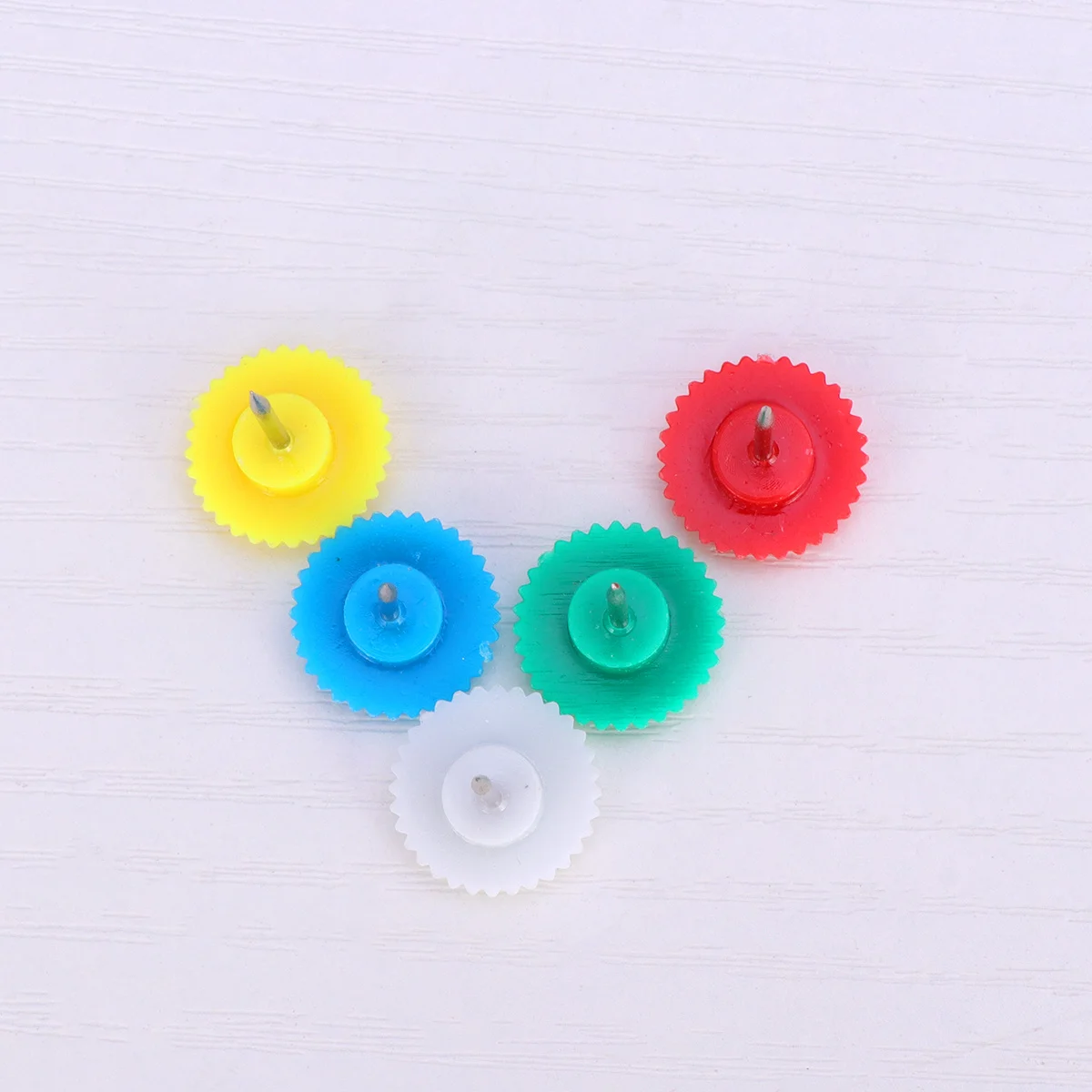 

50Pcs Colorful Push Pin Creative Gearwheel Pin for Office School Home Use Plastic Tacks Storage Can Included