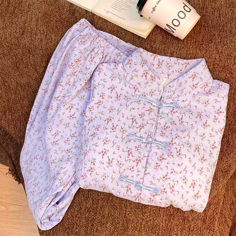 

Пижамные комплекты для пар, женские, из модала, облегающие, повседневные, простые, эластичные, влагоотводящие, с V-образным вырезом, с короткими рукавами, шорты до колен