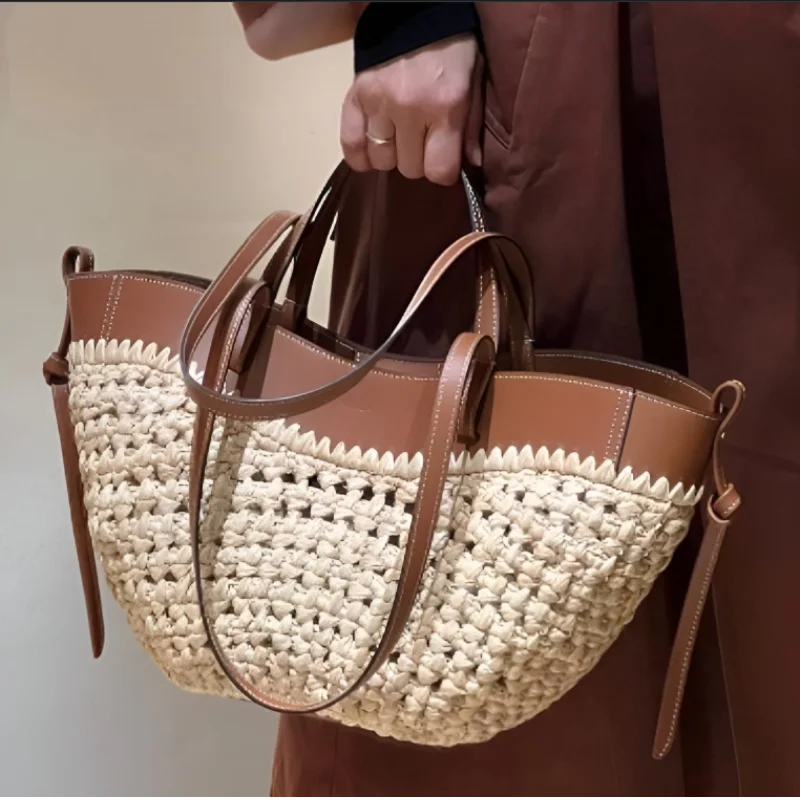

French Style Straw Beach Tote Bag For Women Luxury Designer Shoulder Bag High-end Stitching Woven Bag Simple Dumpling Handbag