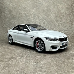 Diecast 1/18 Scale M4 F82 Alloy Car Model Collection Souvenir Display Decoration Vehicle Toy