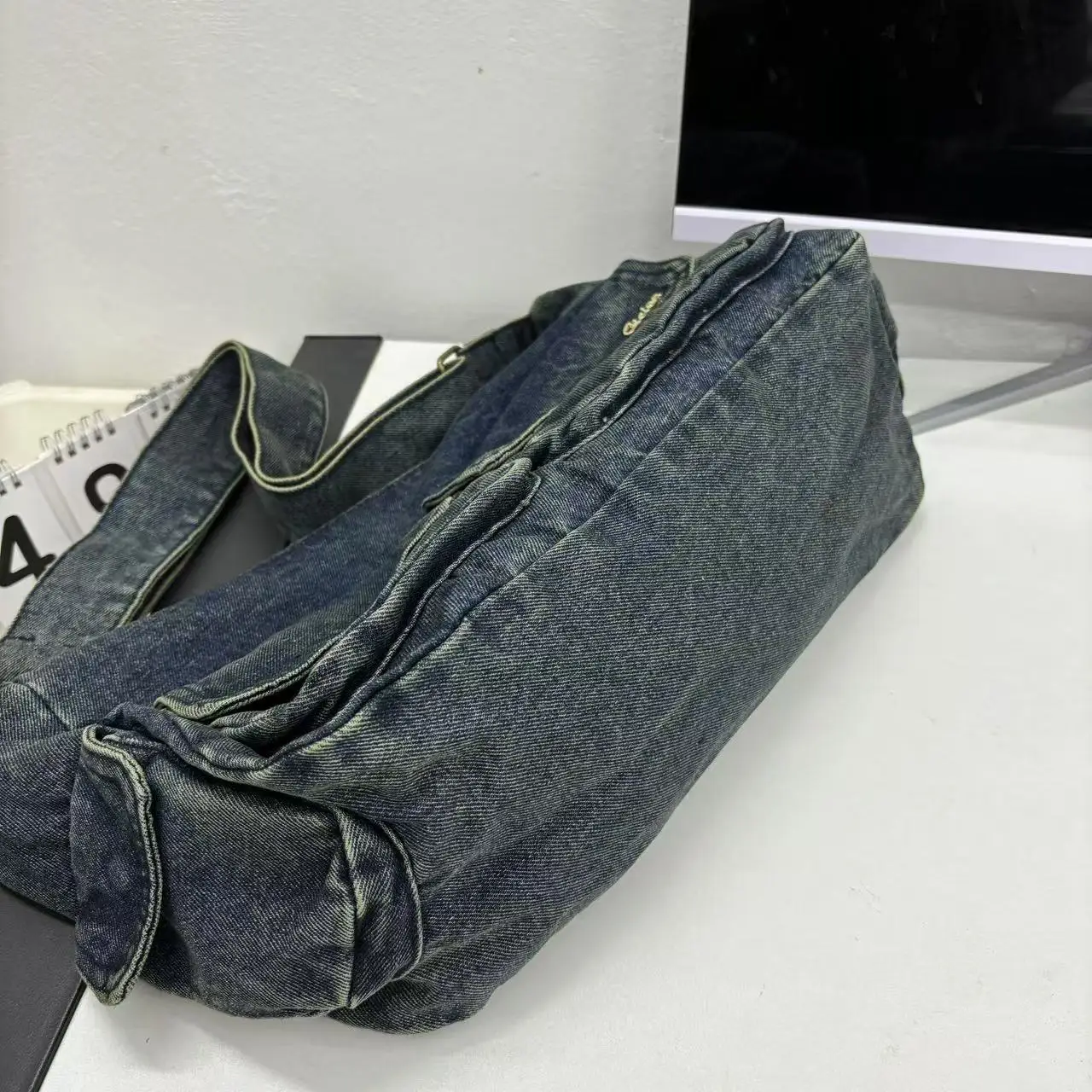 

New Denim Casual Double Pocket Retro Denim Bag Fashion Versatile Commuting Tote Single Shoulder Crossbody Bags