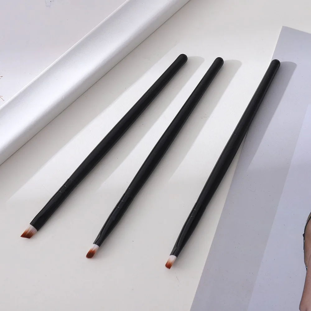 3 個プロフェッショナルアイメイクブラシ女性用マルチカラーアイシャドウコンシーラーブレンド化粧品フルセットブレード美容ツール