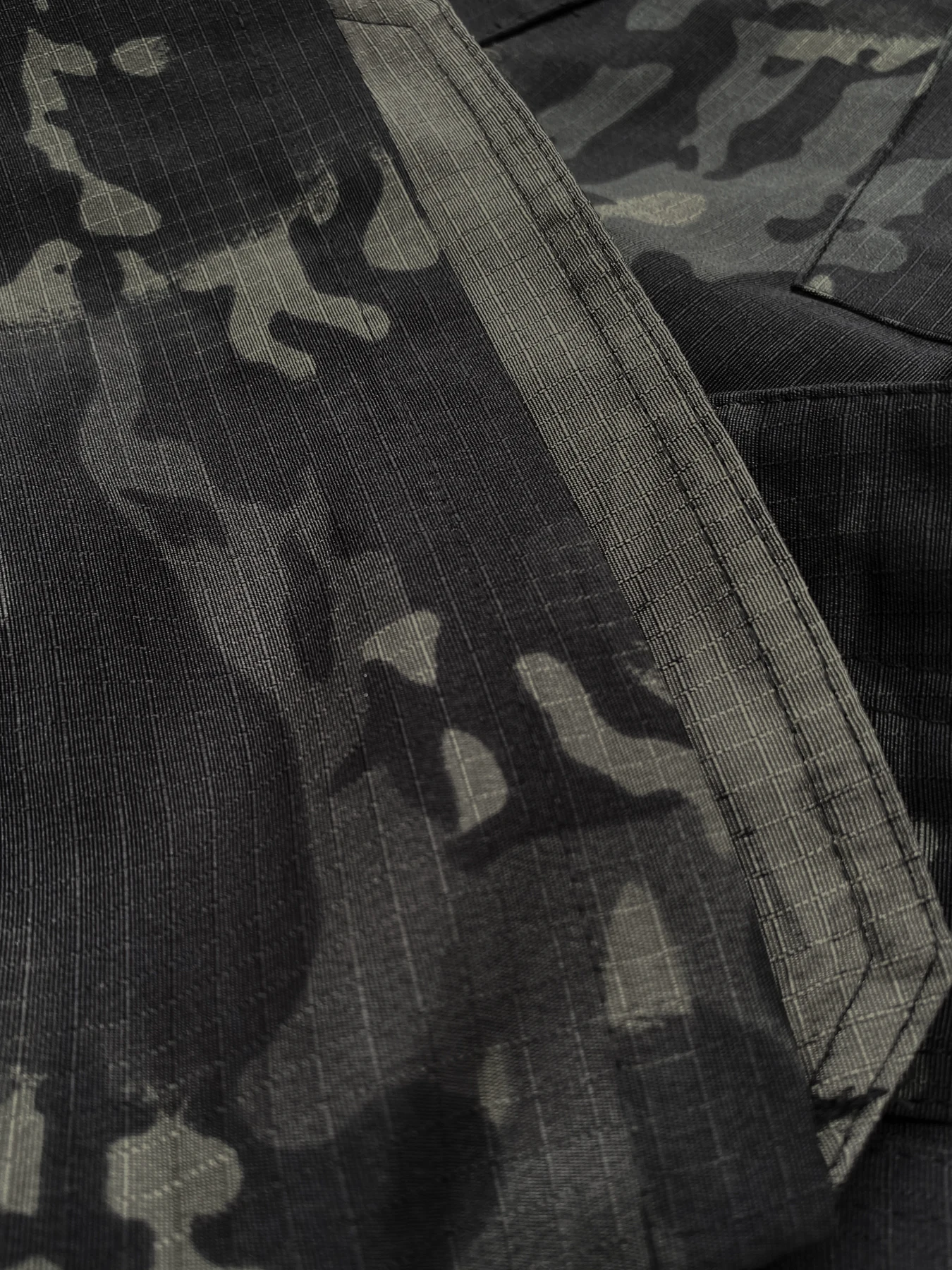 위장 카모 카고 반바지 남자 2024 새로운 남성 캐주얼 반바지 남성 느슨한 작업 반바지 남자 야외 하이킹 짧은 바지 플러스 사이즈