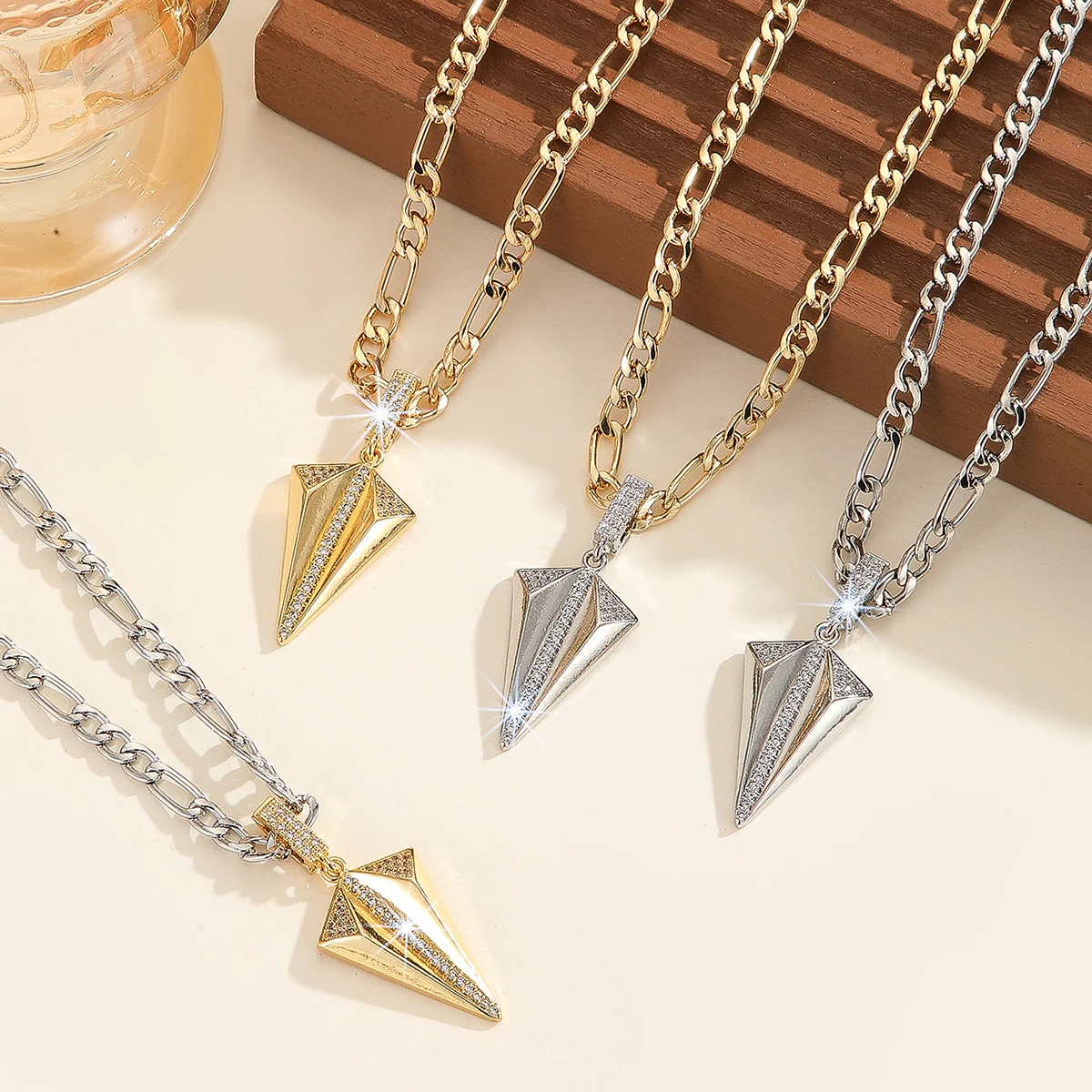 

New Women's Gothic Pendant Sweater Chain, Fashionable And Simple High-End Street Ins Series, Party Party Jewelry