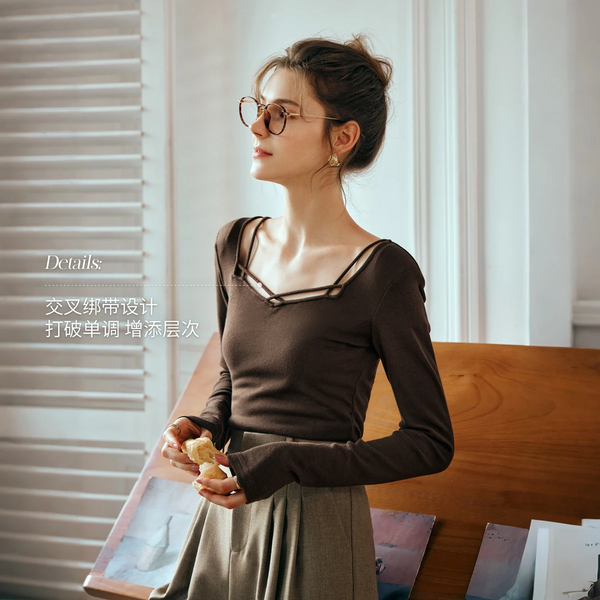 OLrain long-sleeved T-shirt women's 2026 autumn new French mocha color creative cross strap collar slightly wide O58QT83829