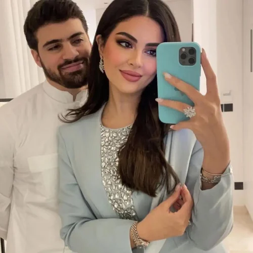 Abbigliamento da festa e vacanza