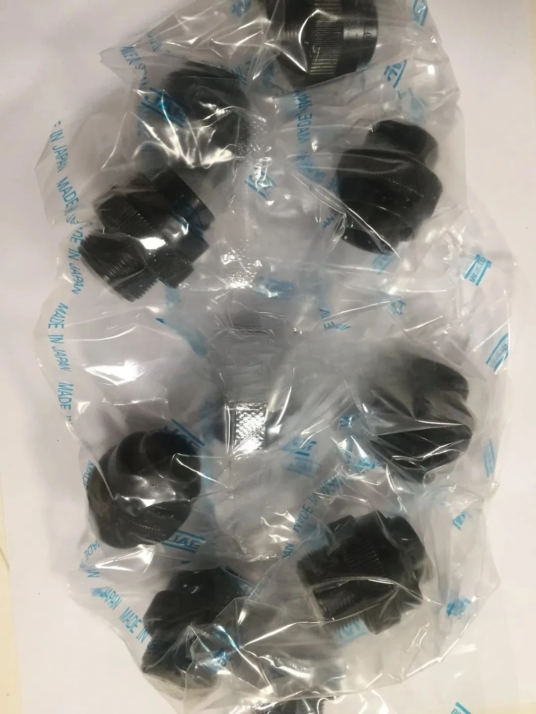 Plug Receptacle Connector JL05-6A18-19APC-F0-R