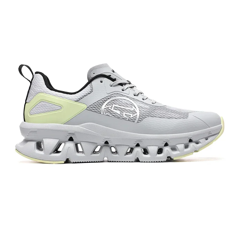 

New Men Running Shoes Lace-up Sneakers Blade Breathable Fashion Jogging Casual Loafers Brand Outdoor Walking Leisure Comfortable