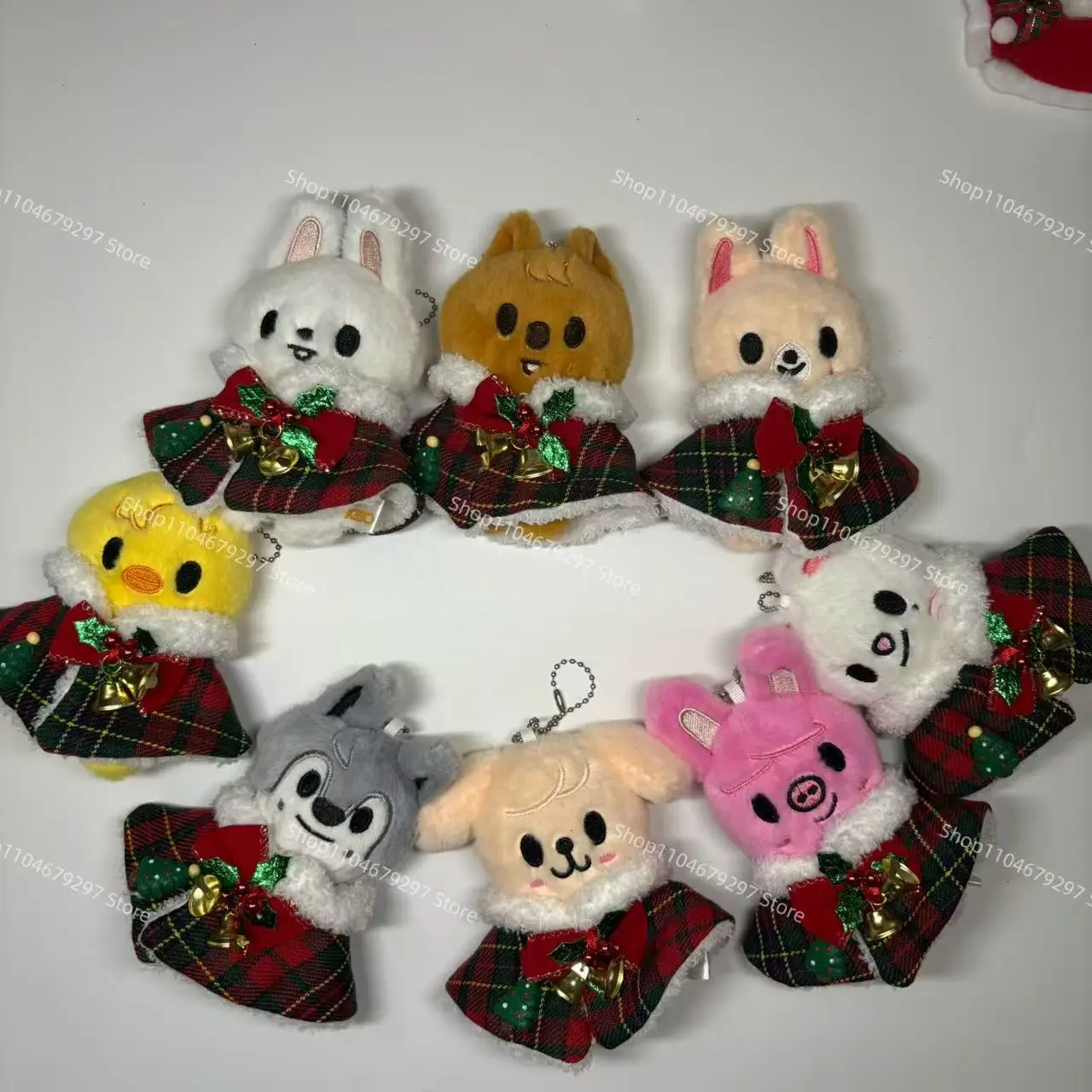 

SKZOO Plush Keychain Straykids Keychain Santa Claus Same Plush Toy KPOP Plush Doll Children's Toy SKZ Plush Animal Fan Gift