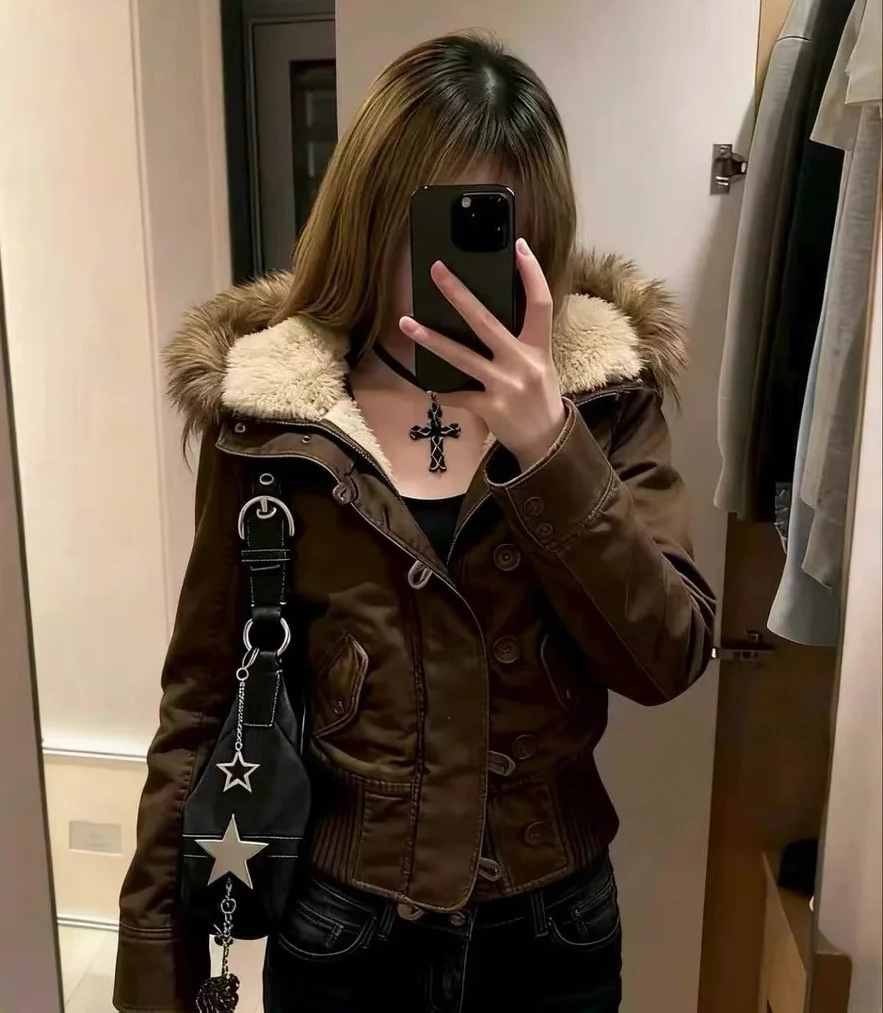 2025 European and American women's new winter retro thickened jacket brown slim-fitting unique design button zipper hoodie