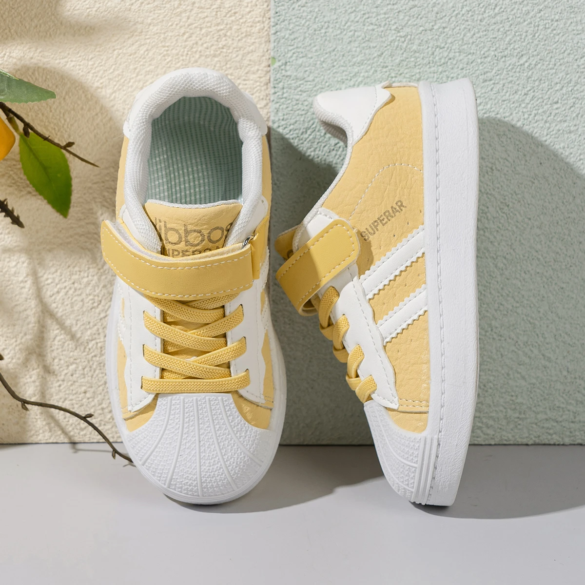 Kids Two-tone Shell Toe Sneakers, Three Stripes Velcro Skate Shoes Soft Breathable Leather Non-slip Rubber Sole