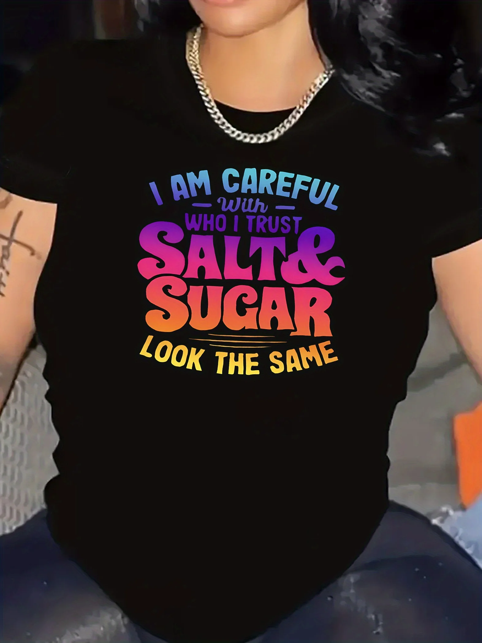 T-shirt casual da donna con grafica "Salt And Sugar" con scritte colorate, girocollo, manica corta, top sportivo