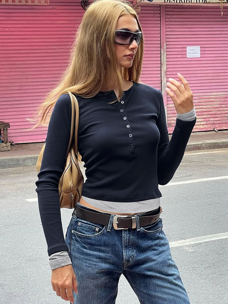 

Женские осенне-зимние футболки 2025 года, модные цвета, лоскутные тонкие футболки на пуговицах, уличная одежда, повседневные пуловеры, топы