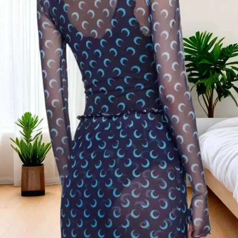 Women T-Shirt Long Sleeve Hollow Out Mesh Top Spring Fashion High Street Spicy Girl Retro Classic Mushroom Edge Design