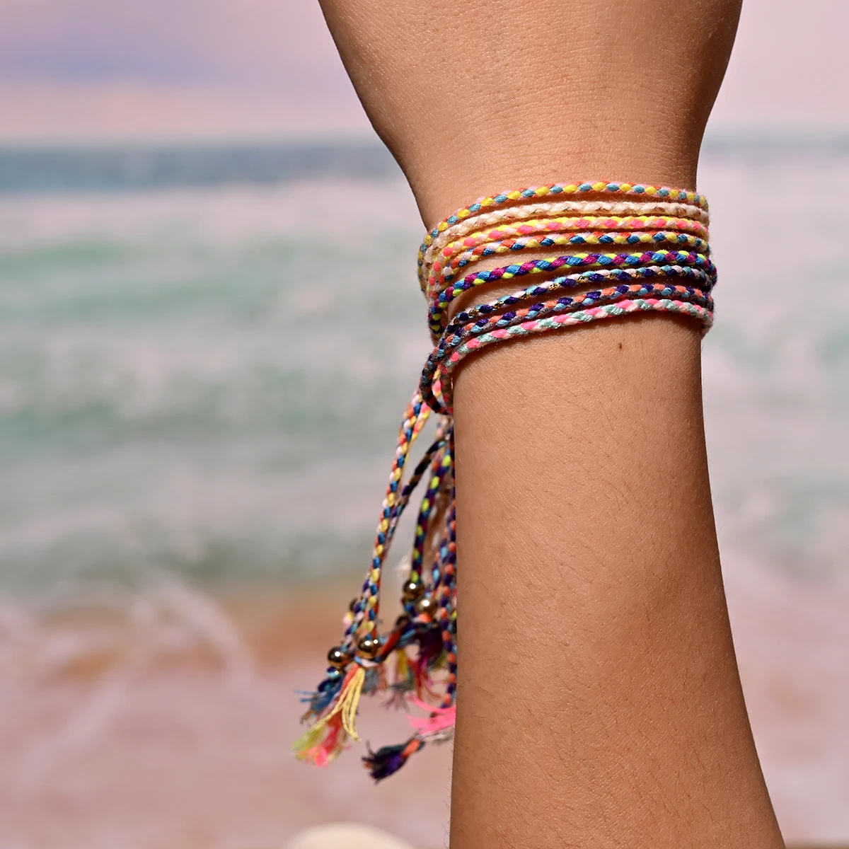 سوار شرابة بوهيمي للصداقة للنساء ، موضة الفتيات ، نمط الشاطئ الصيفي ، أساور جميلة ، 15 في اللوت