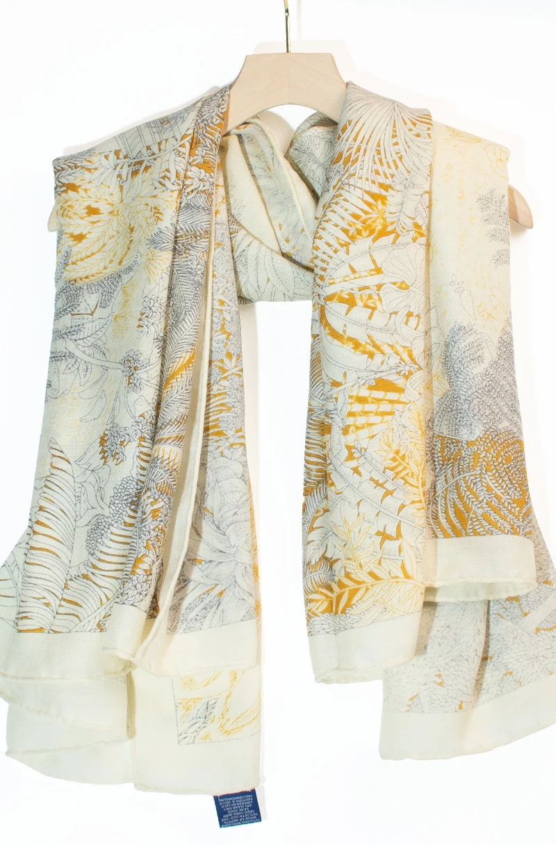 

Luxury 30% Silk 70% Wool Scarf 140x140cm | Palm Leaf Print Warm Shawl for Women Autumn Winter