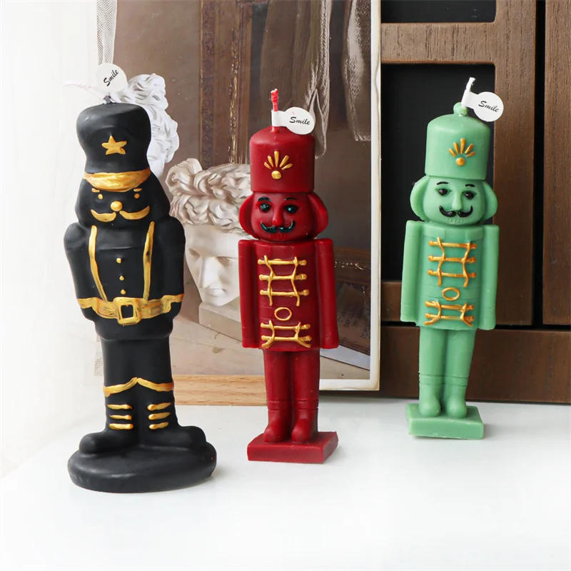 3D Nutcracker Soldier Silicone Candle Mold Western Solemn King Walnut Soldier Handmade Resin Wax Mold for Candle Making