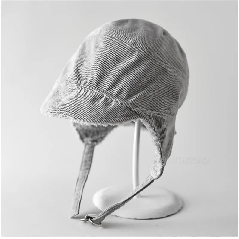 Nuovo autunno inverno double-face indossare dopo un cappello bomber da volo elastico Cappello da pilota in velluto a coste con orecchio caldo unisex semplice e casual