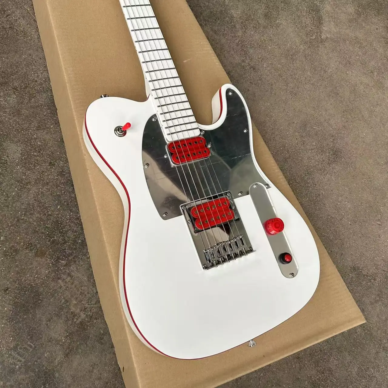 Hot selling manufacturers customize high-quality white electric guitars in stock