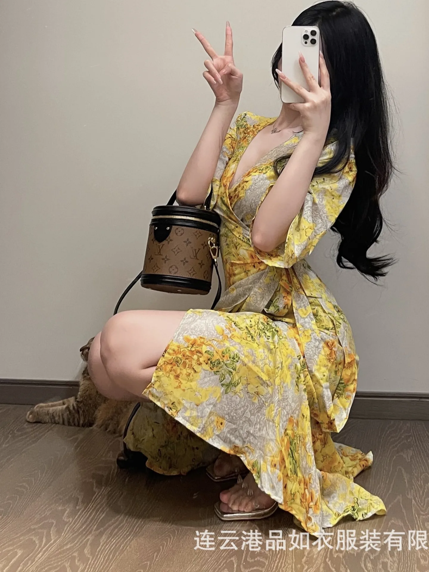 New Fashion Summer Product Yellow Battle Robe Mature Charm Elegant Gentle Style Flower Print V-Neck Sexy Holiday Dress C7K7