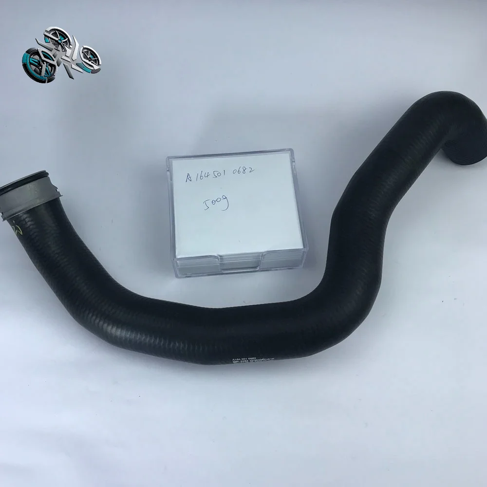 

A1645010682 Rubber Radiator Hose Pipe - Water Tank Connection Suction Line Upper Hose for Mercedes Benz ML/GL 500/550