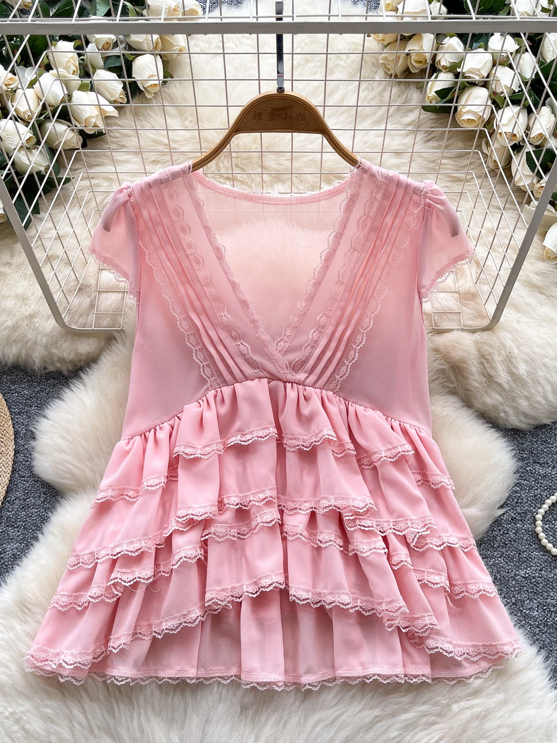 

Trendy Summer Ins Deep V-neck Lace Splicing Irregular Hemline Blouse Korean Style Loose Fit Short Sleeve Women's Shirt