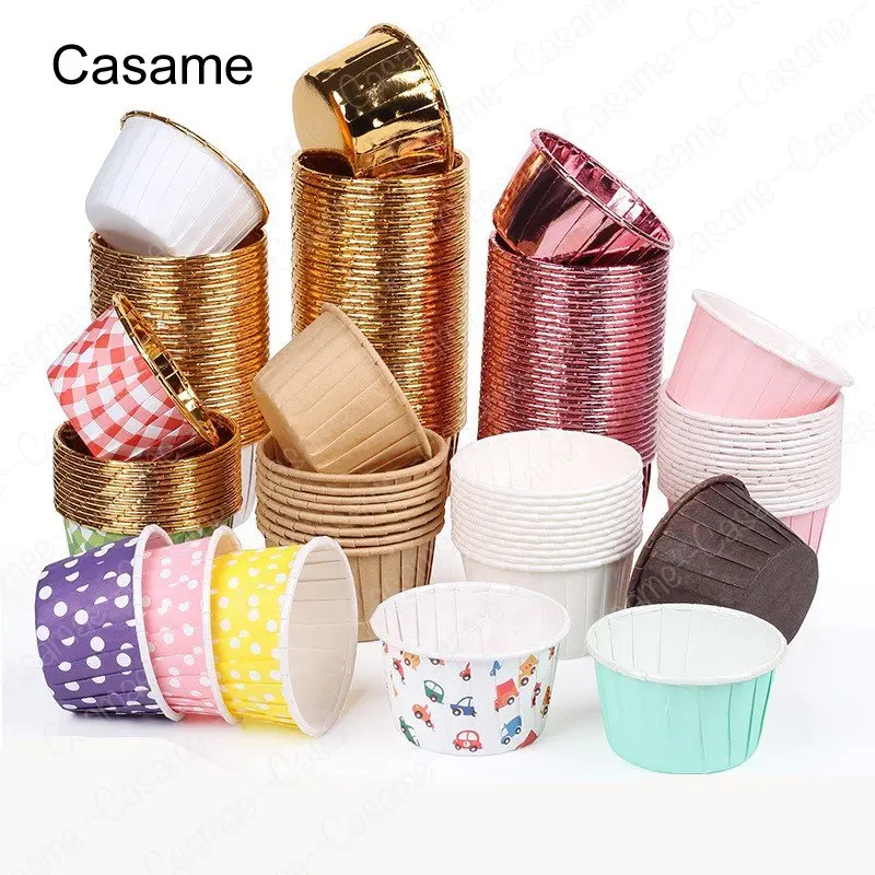 50pcs Large Gold Foil Candy Nut Cups St Patrick\'s Day Mini Baking Liners Gold Cupcakes Cake Decoration Lovely