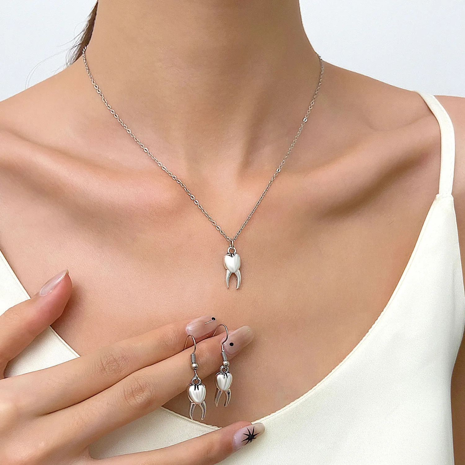 Серьги-чашки-в-стиле-панк-подвески-в-виде-ушей-подвески-в-виде-зубов-для-подарка-на-день-рождения-повседневный-костюм