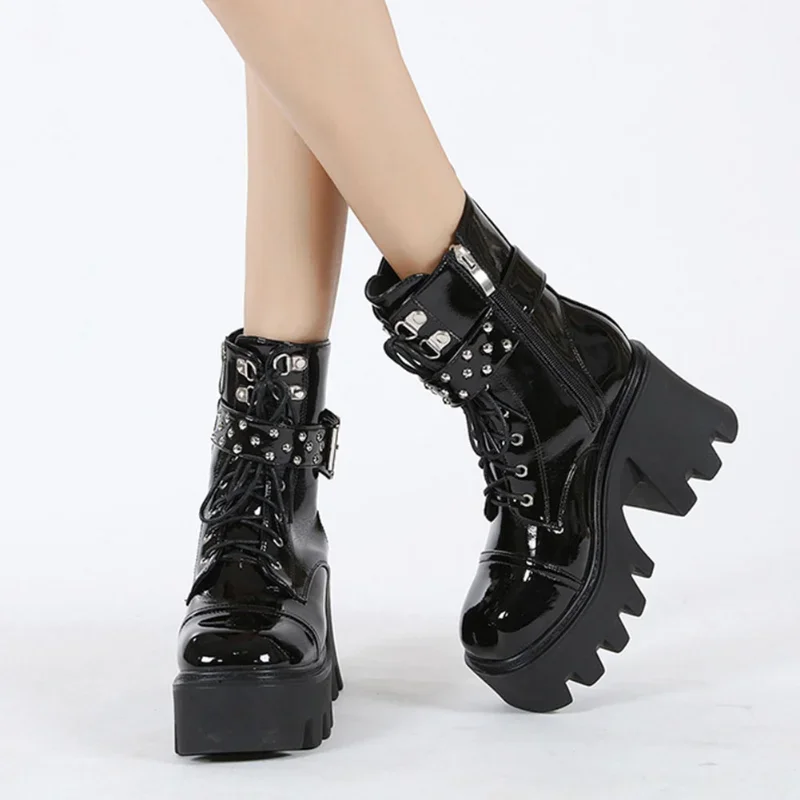 2023 new Fashion Punk Cool Platform Goth Chunky Women Shoes Zipper Buckle Rivet Metal Grunge Fashion Punk Ladies Boots