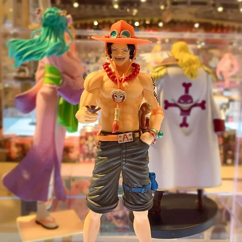 

One Piece King Luffy Aissabo Three Brothers' Friendship Wine Special Fragment Handmade Model Desktop Ornament Statue Doll Gift