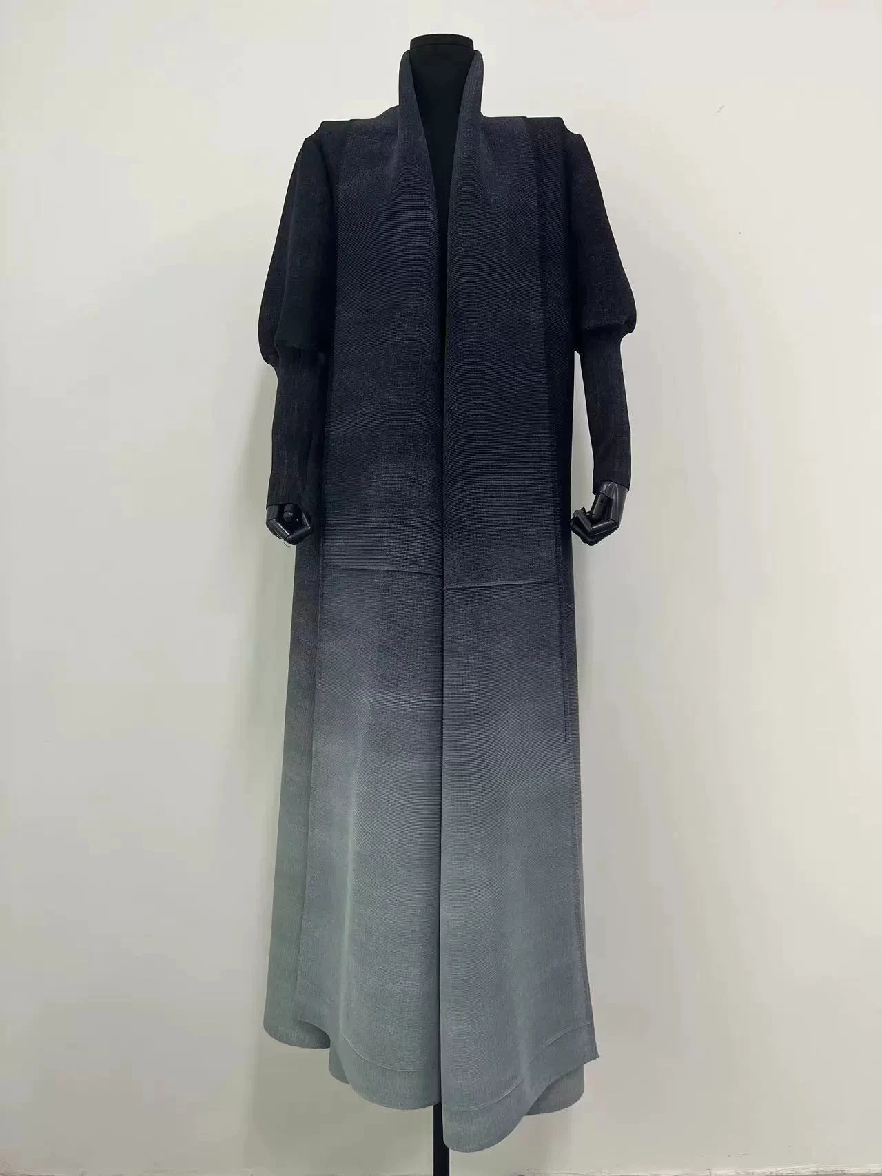 Plissee-Kleid High-End-2025, neue Damenbekleidung, große Größe, langärmeliger Quastenrock, Temperament, schlanke Kleidung – GZXX1020