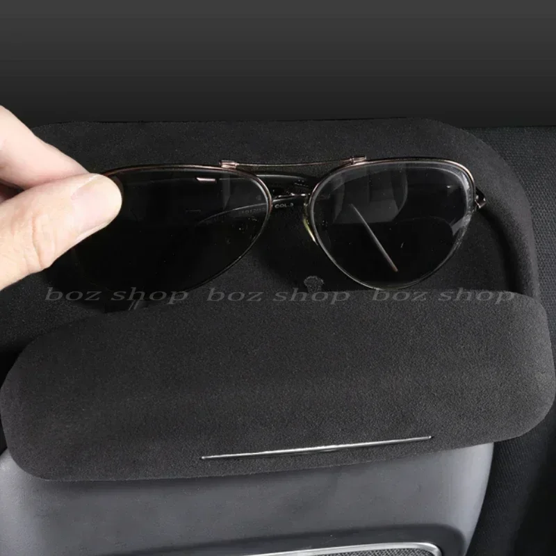 For Xpeng G6 Car Glasses Case Sunglasses Storage Clip Modified Car Top Storage Interior Anti-scratch Protection Car Accessories