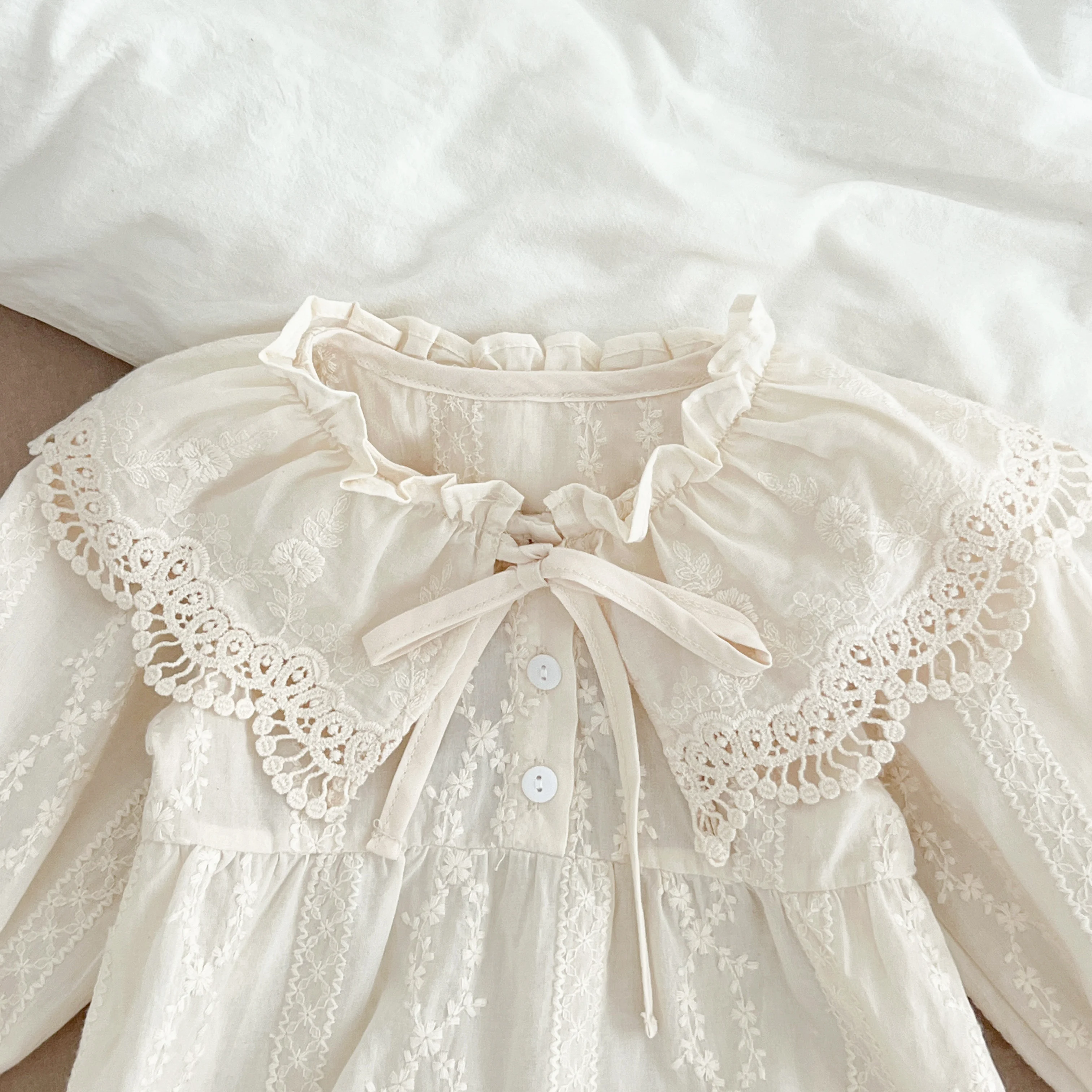 0-2Yrs Neugeborenen Body Frühling Herbst Kleidung Babyspielanzug Revers Kragen Prinzessin Bogen Strampler Lange Ärmel Infant Mädchen Overall – Detail 4