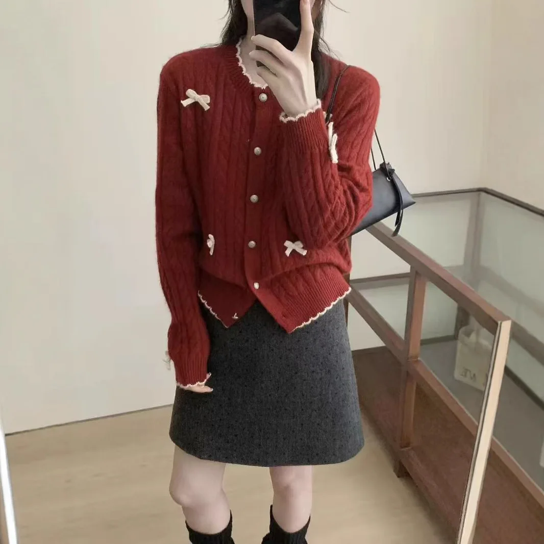 Gentle Fried Dough Twists Round Neck Button Contrast Bow Design Knitwear Versatile Thin Sweater Cardigan