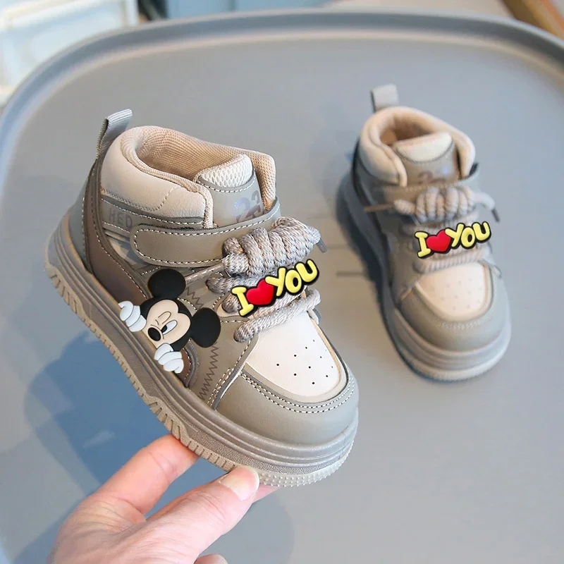 

Обувь для доски с Микки Маусом Disney, весенне-осенняя повседневная обувь для мальчиков с героями мультфильмов, спортивная обувь на мягкой подошве для девочек, модные первые ходунки