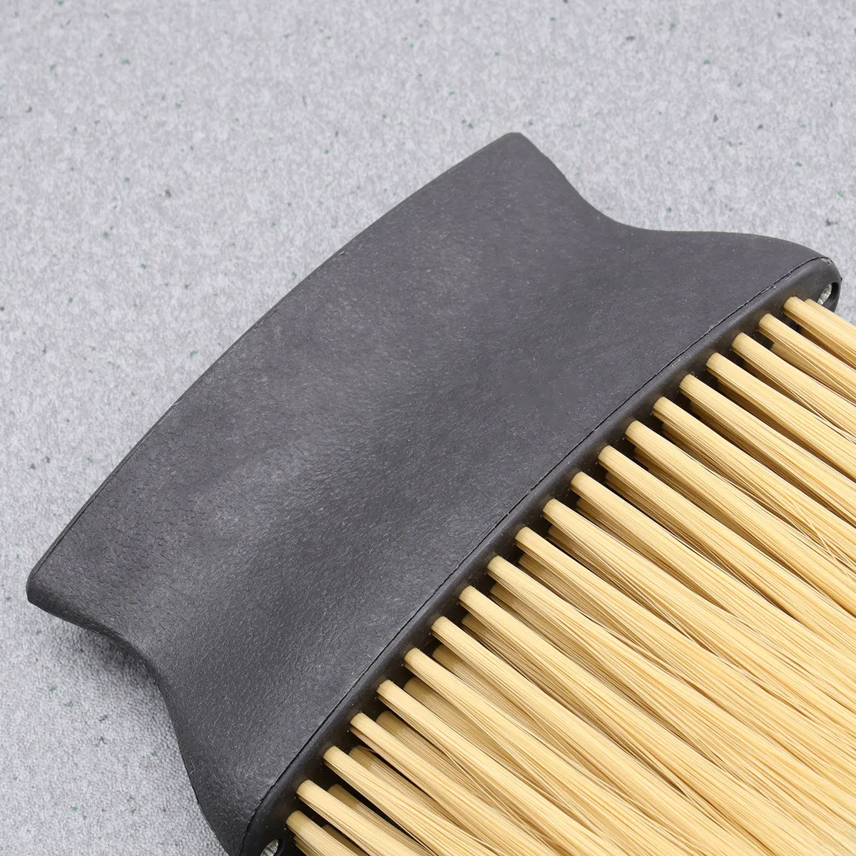 1Pcs Hair Brush Professional Salon Use Broken Hair Cleaning Styling Brush Portable Travel Hairdressing Tool Gift Choice