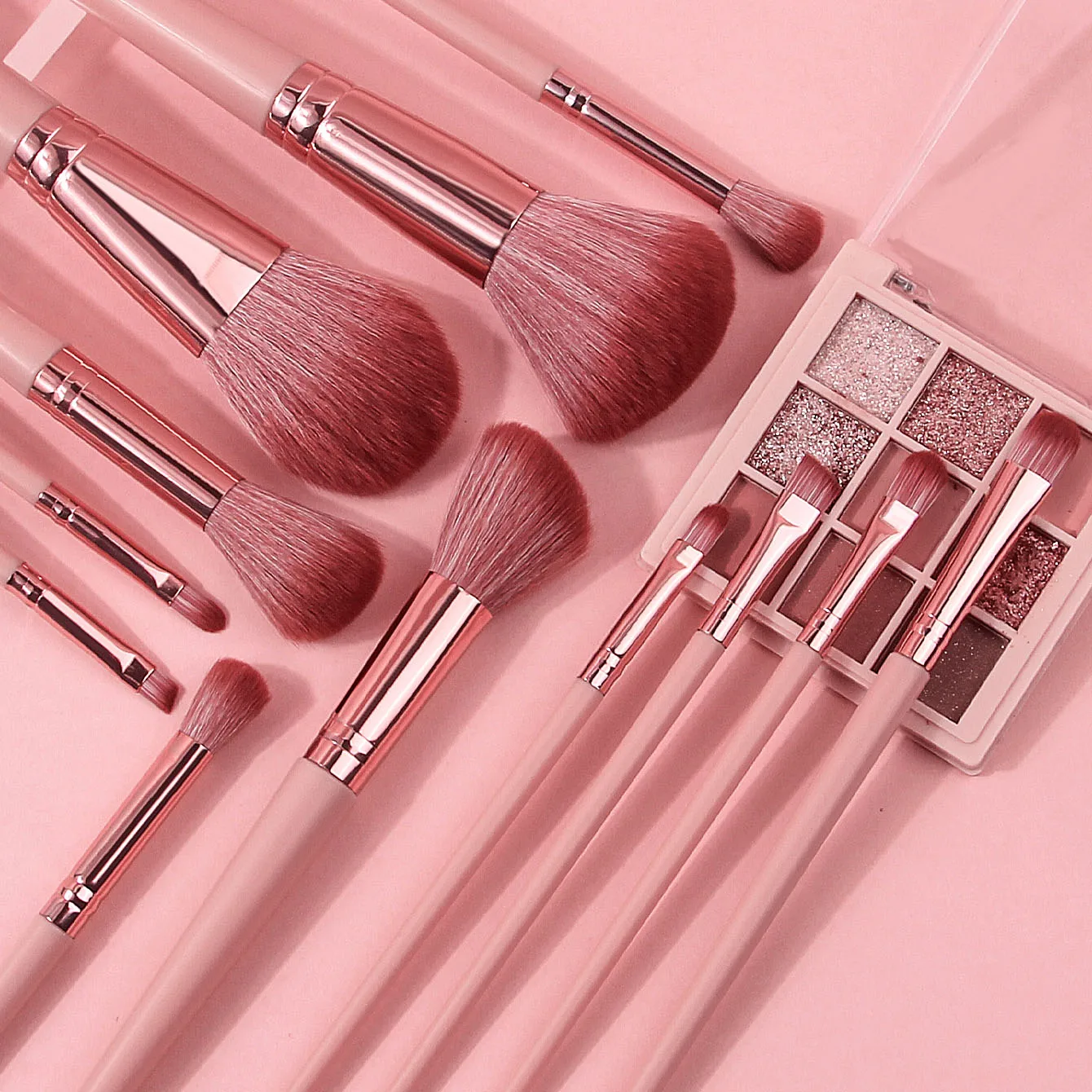 16PCS 전문가용 메이크업 브러쉬 세트: 부드러운 루스 파우더 아이섀도우 메이크업 브러쉬 + 논스틱 파우더 메이크업 스펀지 파우더 퍼프