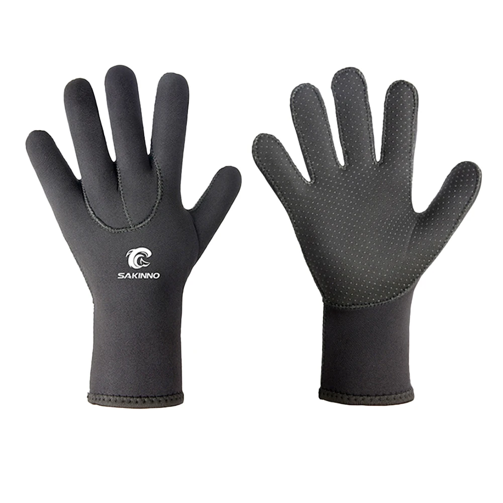 Sleek 3mm Neoprene Diving Gloves Tailored For Adult Use In A Variety Of Aquatic Sports Including Surfing And More