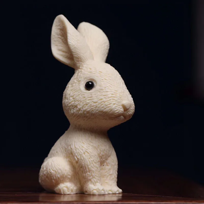 Ivory Nut Vertical Ear Rabbit Hand Pieces Zodiac Jade Hare Crafts Cute Decoration Home Living Room Curio Shelves Landscape