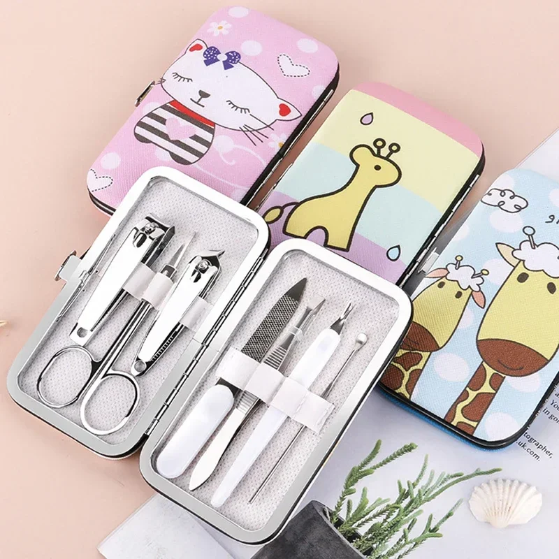 7Pcs/set Stainless Steel Nail Clippers Set with Cartoon Printed Box Nails Scissors Beauty Manicure Pedicure Tools