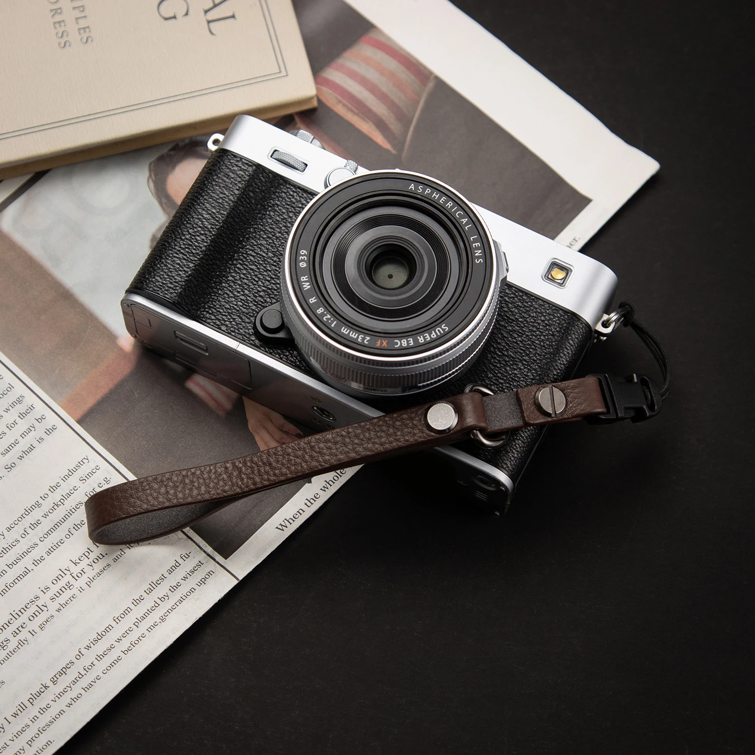 Adjustable Handmade Cowhide Leather Camera Wrist Strap for Leica Fuji Ricoh CCD Mirrorless Quick Release Hand Strap Wrist Strap