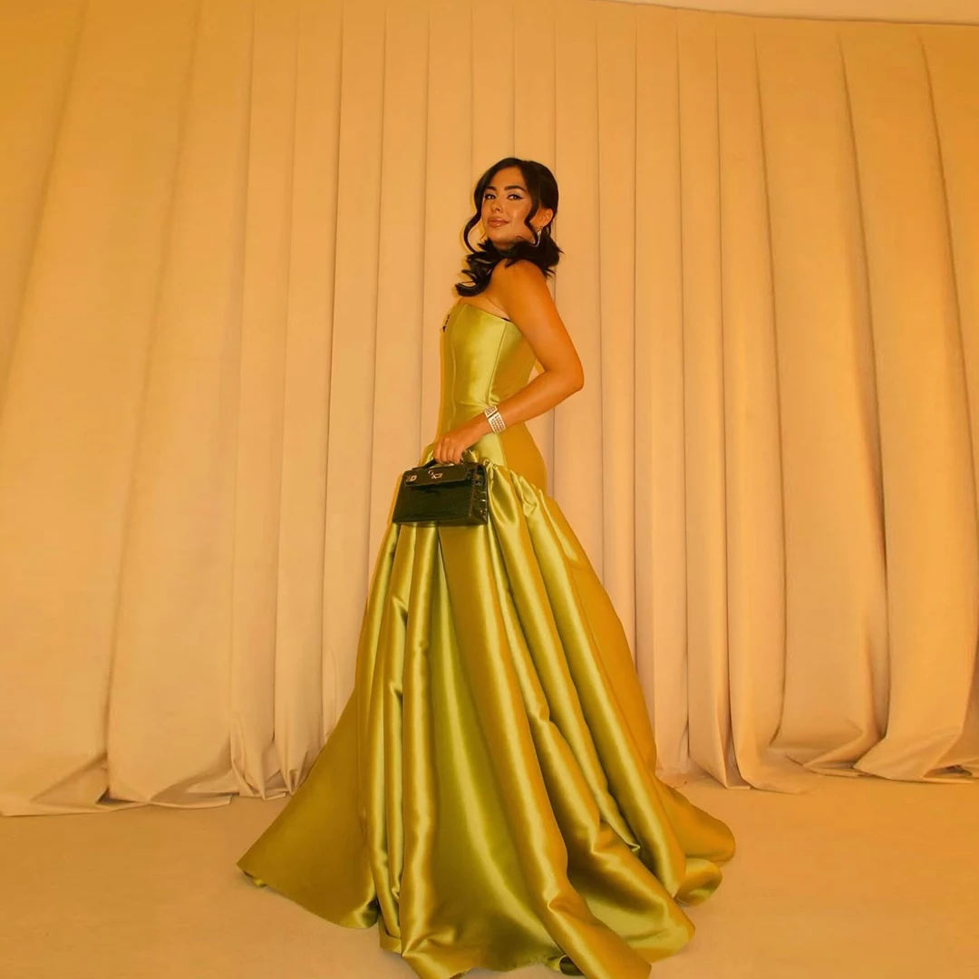 Women's Green Satin Evening Gown Elegant Strapless Long Prom Dress Waist Pleats Ruffled Draped A-line Party Gown Zipper Back